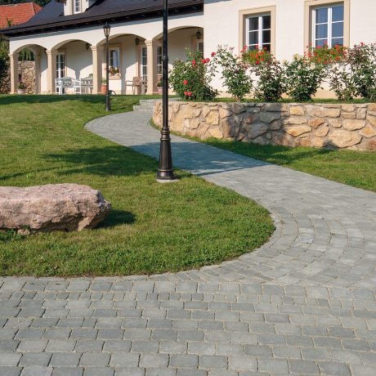 Castello Antico 125x62x6cm sivo cierna melirovana2