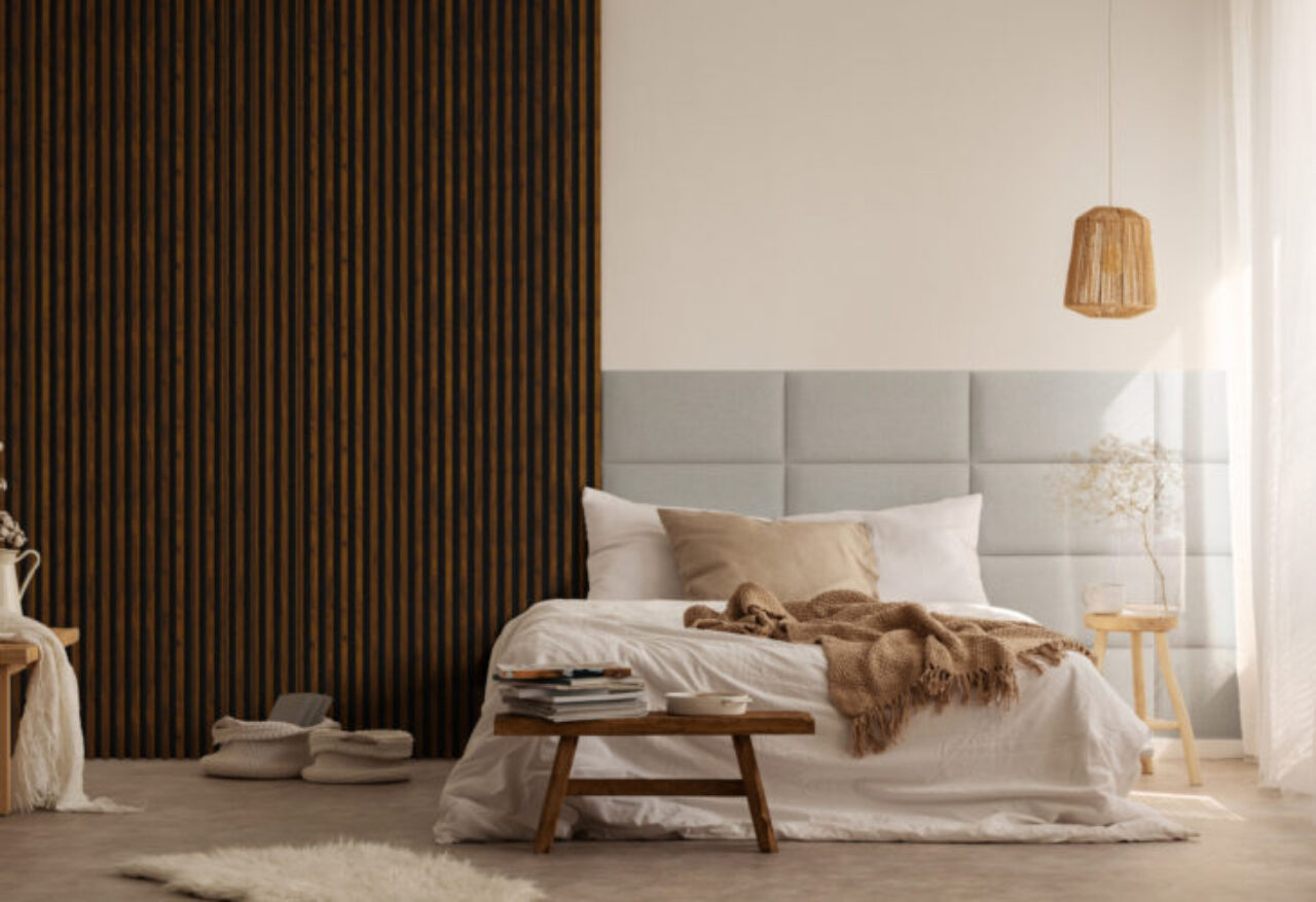 LINEA slim 3 hazelnut cierny stenove lamely v interieri